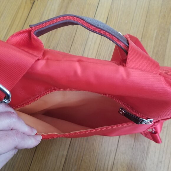 Baggalini Mosey Multi-Pocket Purse Backpack Travel Bag - Picture 3 of 8